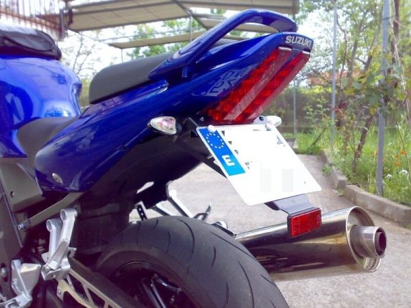 Soporte matrícula Suzuki SV